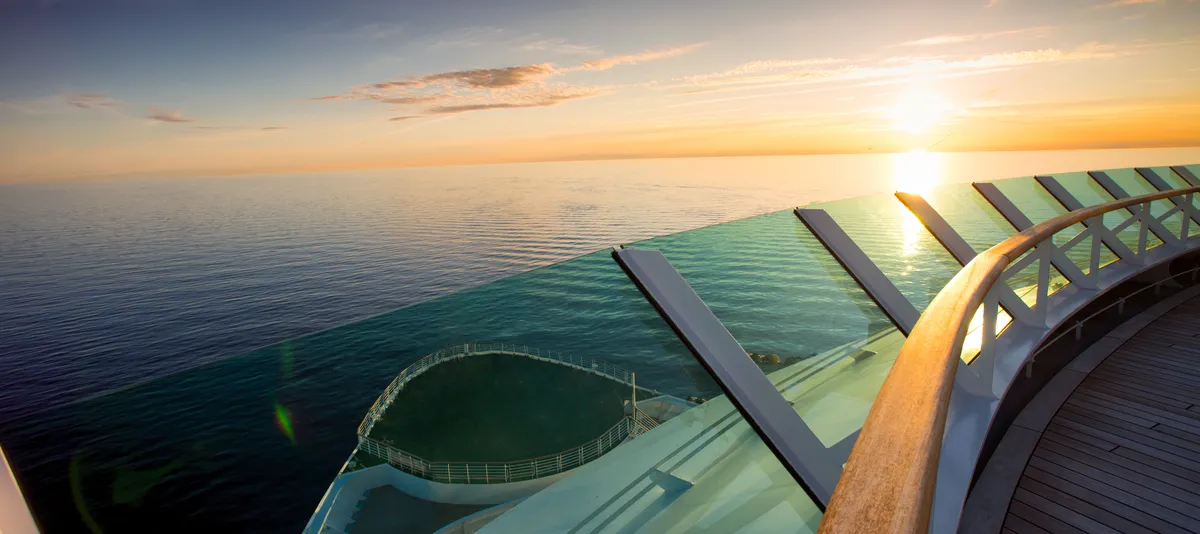 Kreuzfahrtschiff Bug